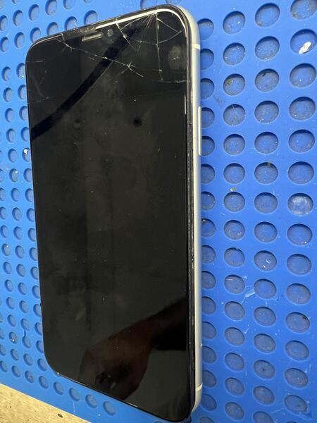 iphone xr screen replacement after drop before
